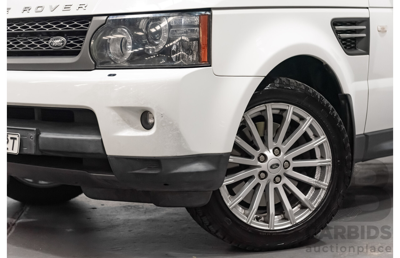04/2011 Land Rover Range Rover Sport 3.0 TDV6 (4x4) MY10 White 4d Wagon Turbo Diesel 3.0L