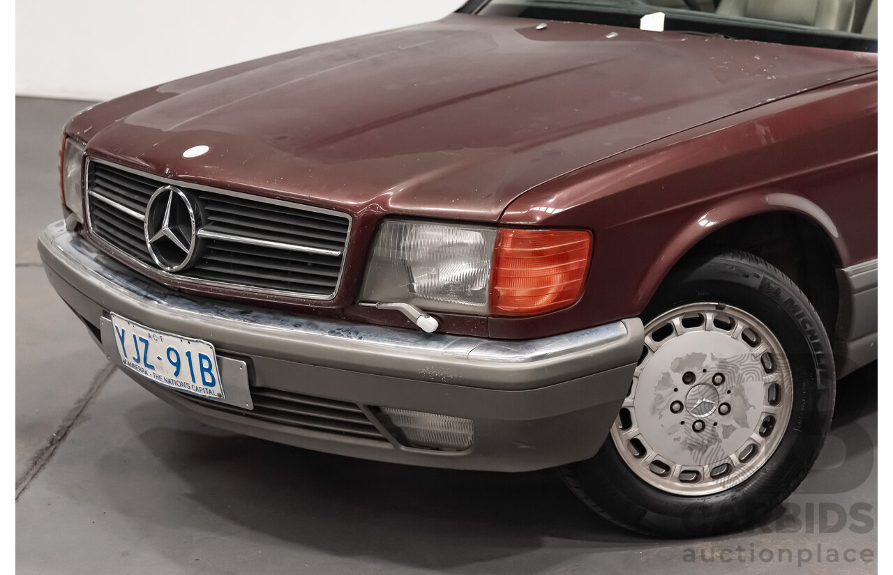 5/1988 Mercedes Benz 560 SEC W126 2d Coupe Pajettrot Maroon Metallic V8 5.5L