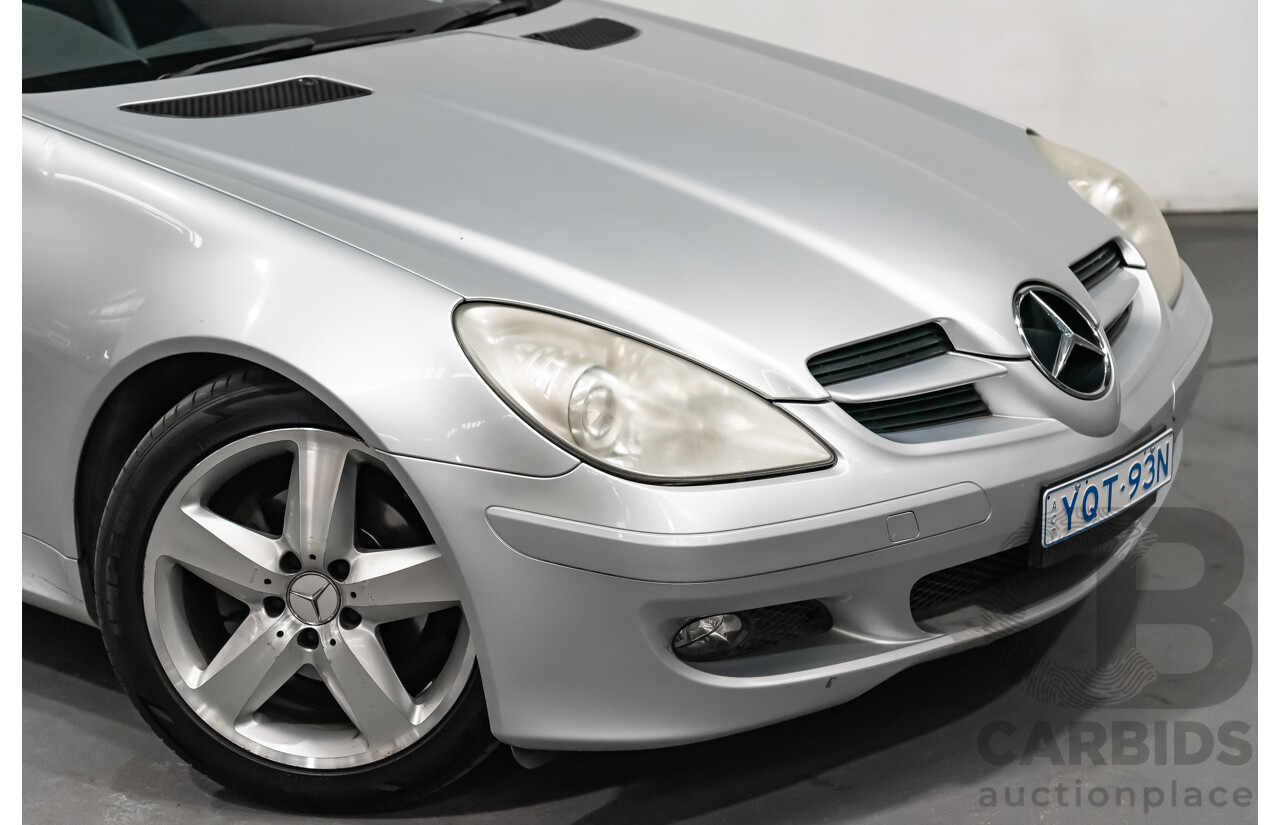 8/2004 Mercedes Benz SLK 200 Kompressor R171 2d Convertible Iridium Silver Metallic 1.8L
