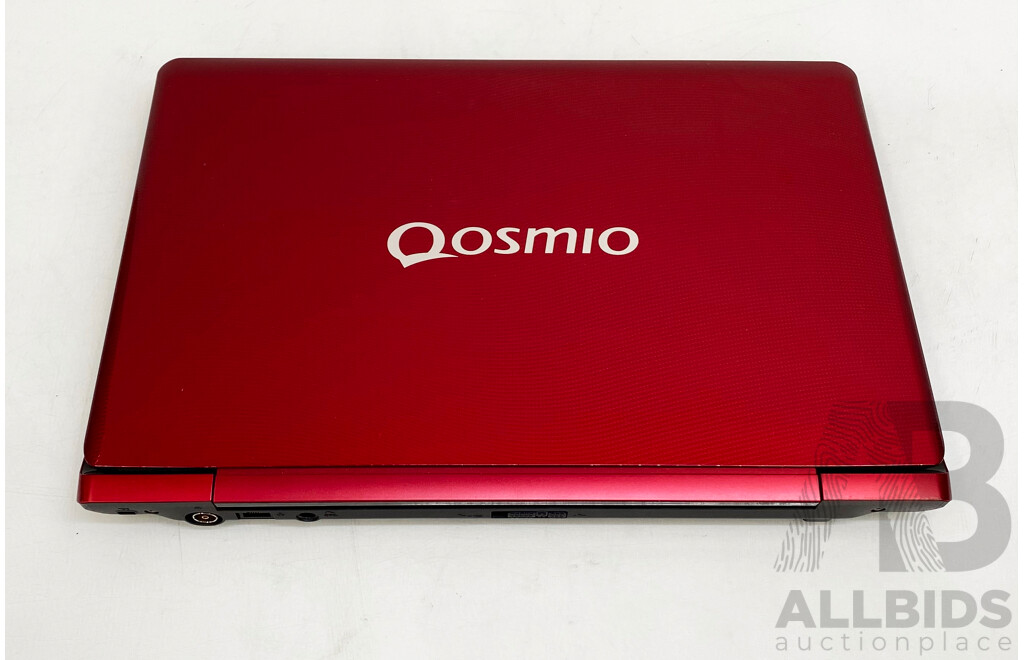 Toshiba Qosmio F750 15.6-Inch Laptop & Lenovo Z560 Ideapad Laptop