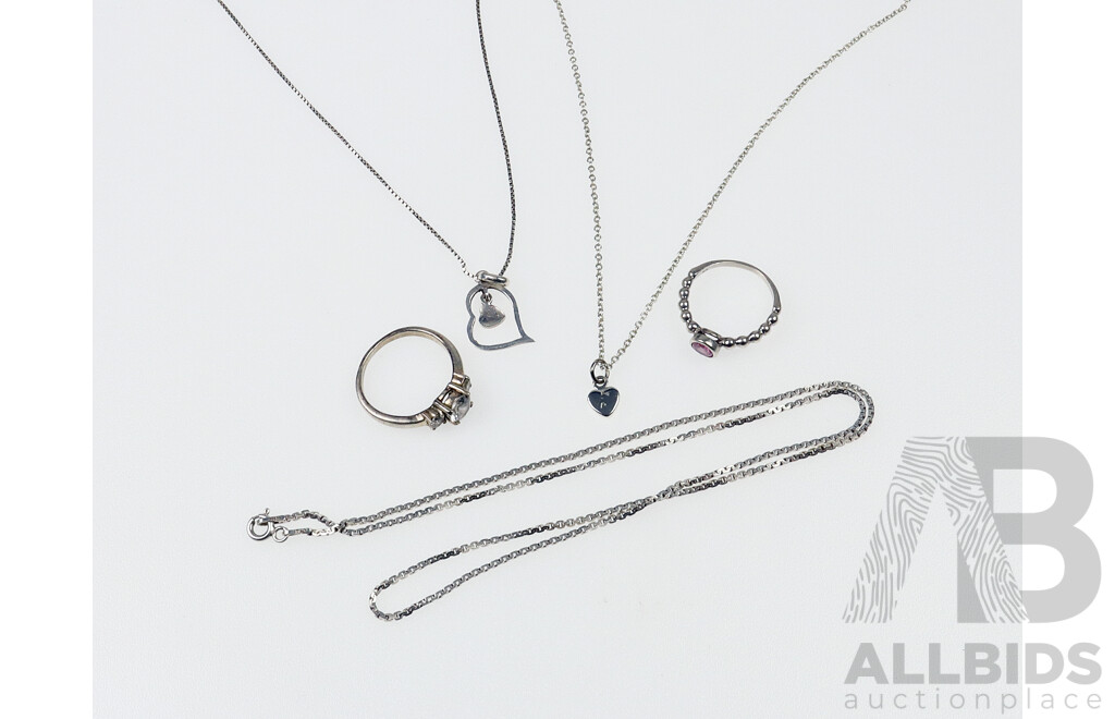 Sterling Silver 2 X Rings & 2x Pendants/Chains, 11.24 Grams