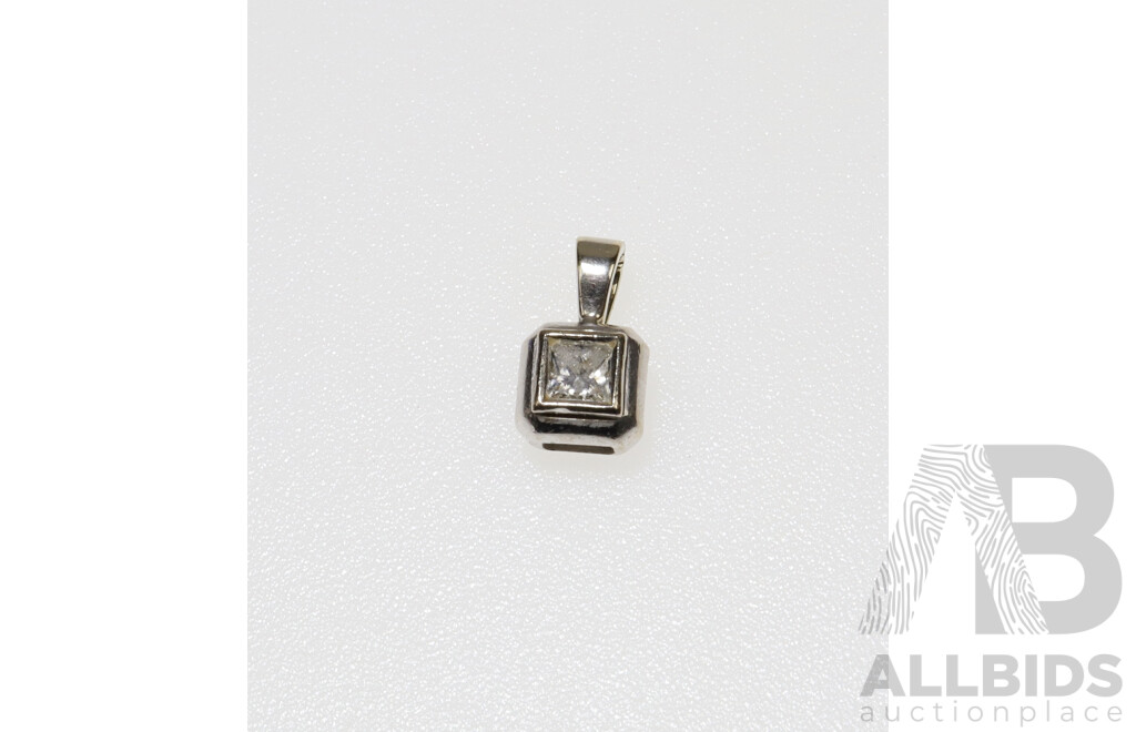 18CT White Solitaire Gold Princess Cut Diamond Bezel Set Pendant, Est TDW 0.50ct, 2.22 Grams