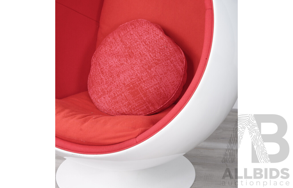 Replica 'Ball Chair' Original Designed by Eero Aarnio