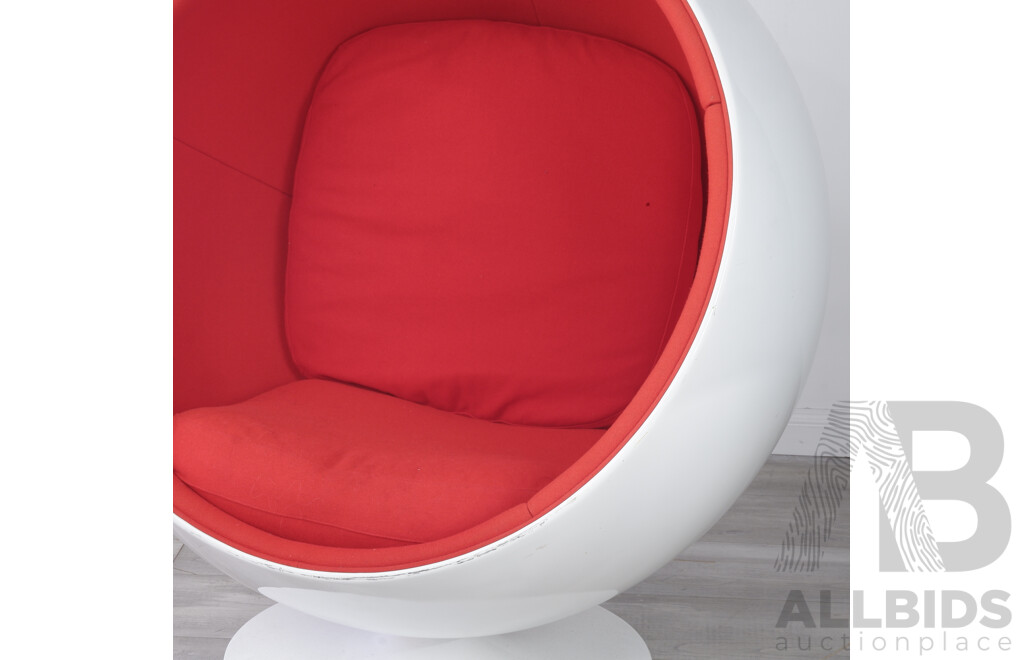 Replica 'Ball Chair' Original Designed by Eero Aarnio