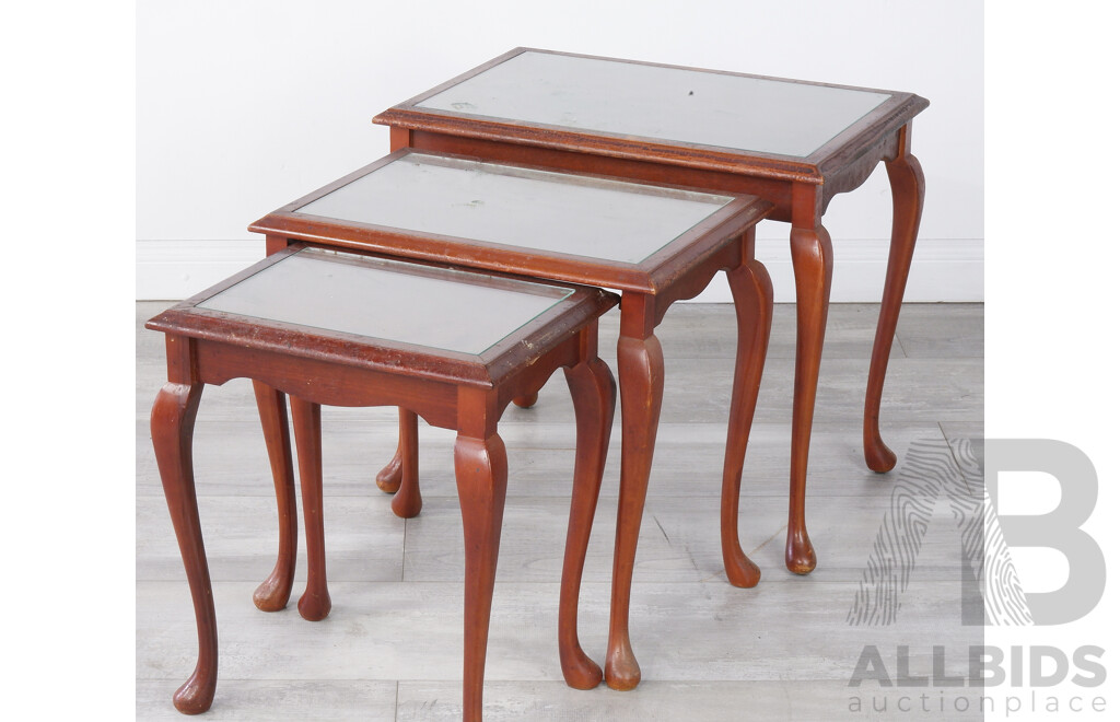Vintage Nesting Tables with Cabriole Legs