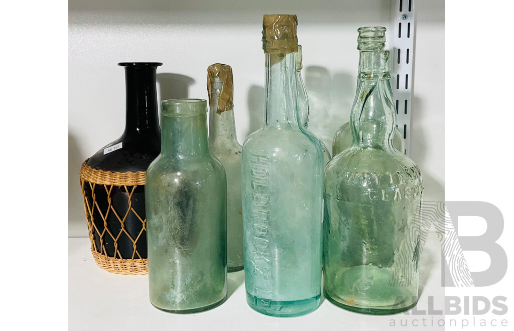 Quantity of Seven Vintage Bottles