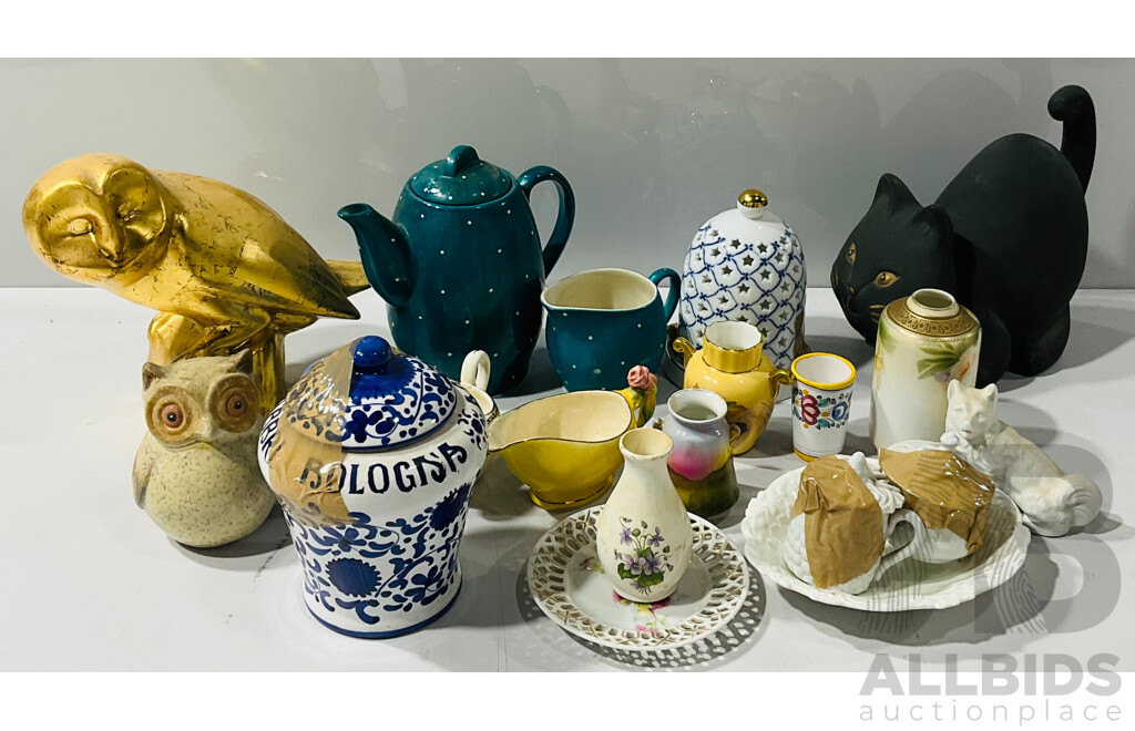 Collection of Vintage and Other Decorative Homewares Including Several Vases and Jugs with Makes Such as Booths, Aynsley, Royal Bayreuth Bavaria and More