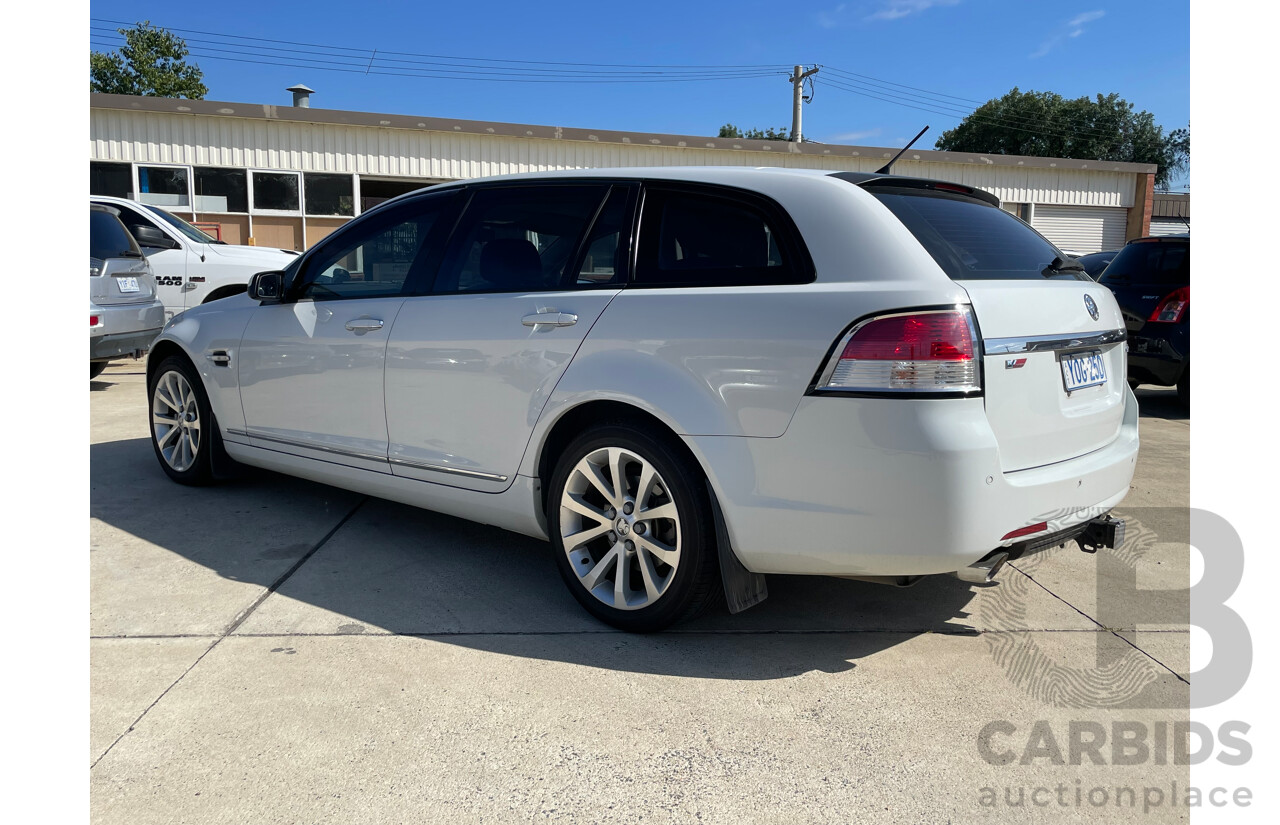 10/08 Holden Calais  RWD VE MY09 4D Sportwagon White 3.6L