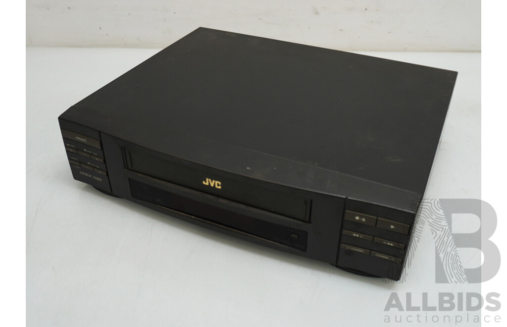 JVC (HR-J200EA) VHS Player