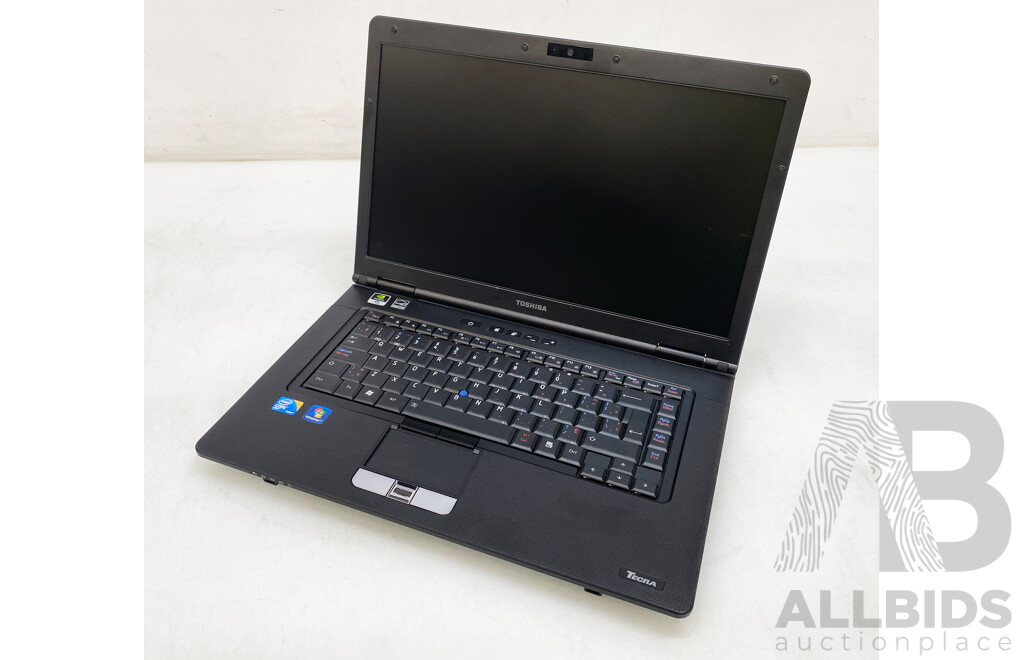 Toshiba Tecra S11 Intel Core I5 (560M) 2.66GHz-3.2GHz 2-Core CPU 15.6-Inch Laptop W/ Charger