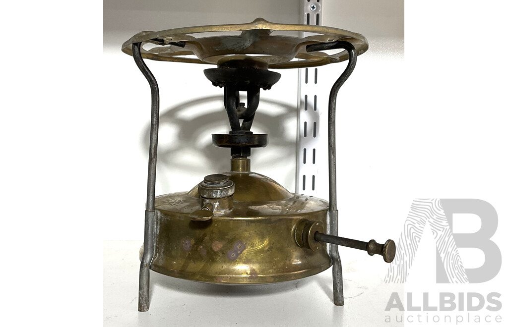 Vintage Brass BAT Kerosene Pressure Stoves