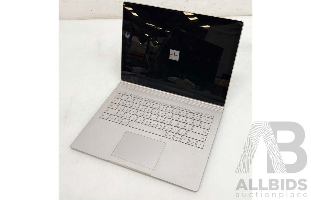 Microsoft Surface Book 2 Intel Core I5 (7300U) 2.60GHz-3.50GHz 2-Core CPU 256GB 13.5-Inch Laptop
