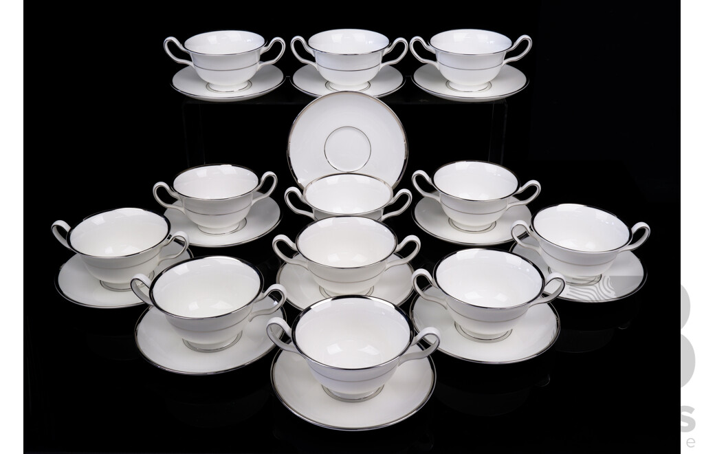 Wedgwood English Porcelain 24 Piece Coupe Service