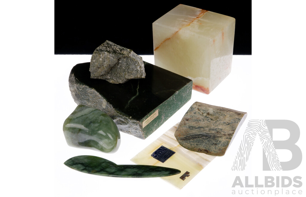 Collection Greenstone Including Jade, Onyx and More