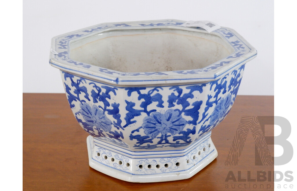 Large Chinese Hand Decorated Blue and White Octagonal Form Jardiniere