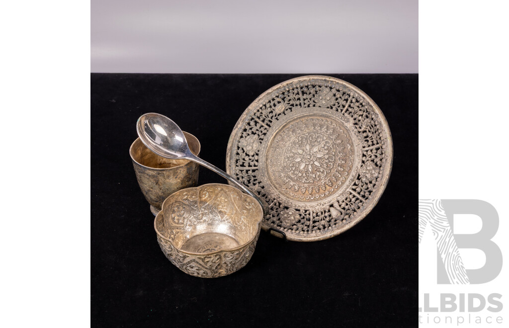 Collection White Metal Asian Pieces