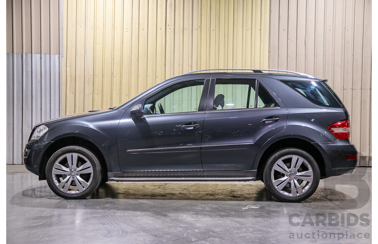 4/2010 Mercedes Benz ML350 (4x4) W164 MY10 4d Wagon Tenorite Grey Metallic V6 3.5L