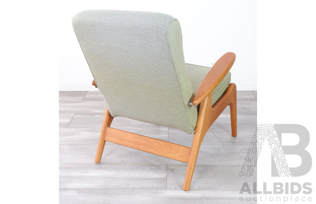 Matt Blatt Armchair in the Style of SC55 by Fred Lowen