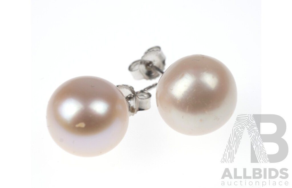14ct White Gold South Sea Pearl Studs Earrings 10mm, 3.49 Grams