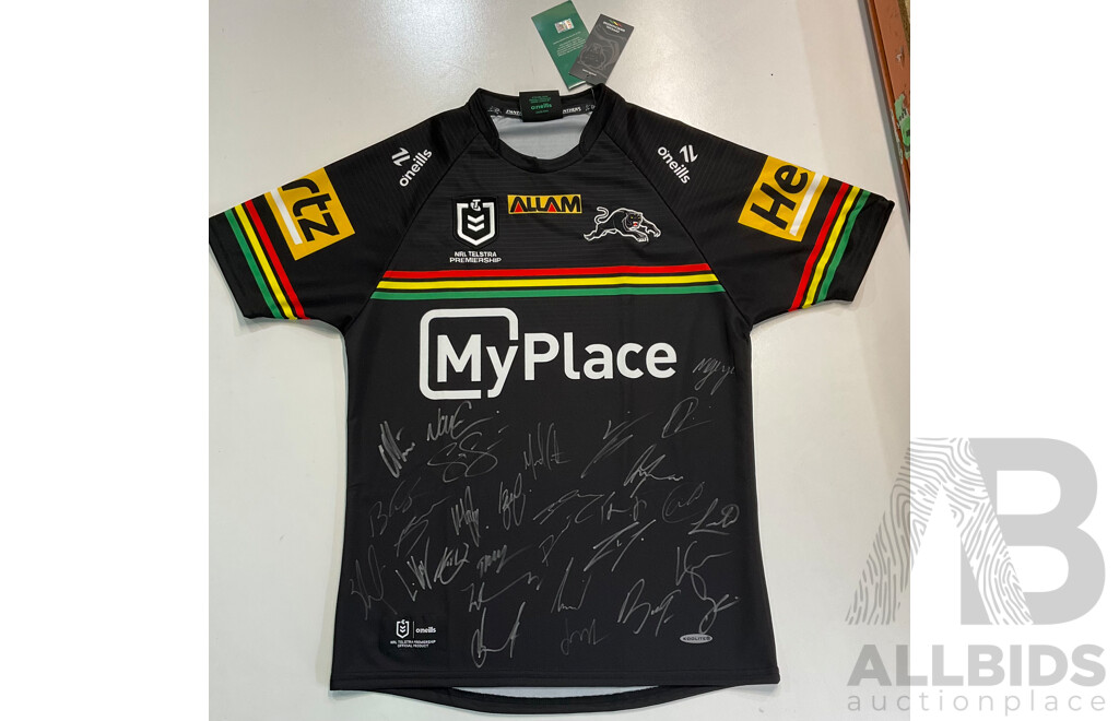 Penrith Panthers 2024 Full Squad Signed Jersey Size M