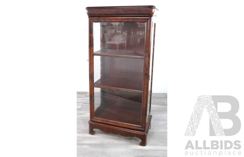 Antique Style China Display Cabinet