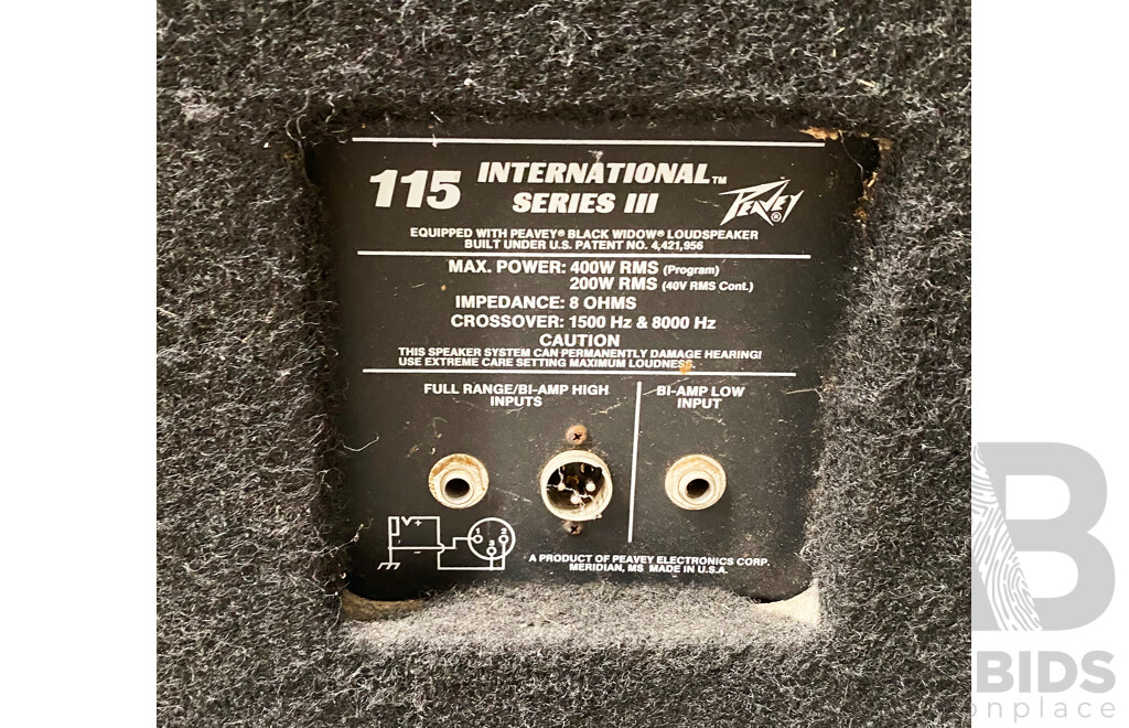 Peavey 115 International Series III Loudspeakers W/ Tripods