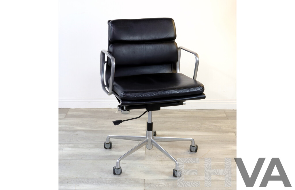 Good Replica Eames Soft Pad Exectutive Desk Chair