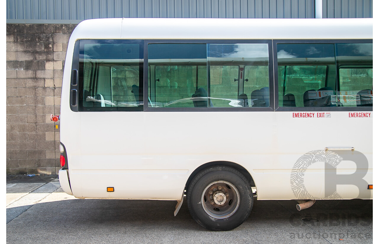 12/2011 Toyota Coaster XZB50R 21 Seater Bus White Turbo Diesel 4.0L