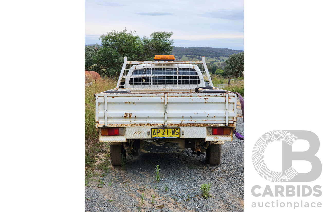 4/2007 Toyota Hilux Workmate TGN16R 07 UPGRADE C/Chas White 2.7L