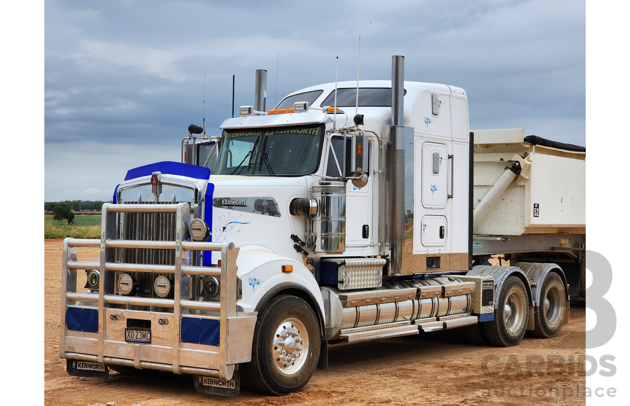 10/2014 Kenworth T909 6x4 Prime Mover Sleeper Cab 2d White Turbo Diesel 14.9L 500HP