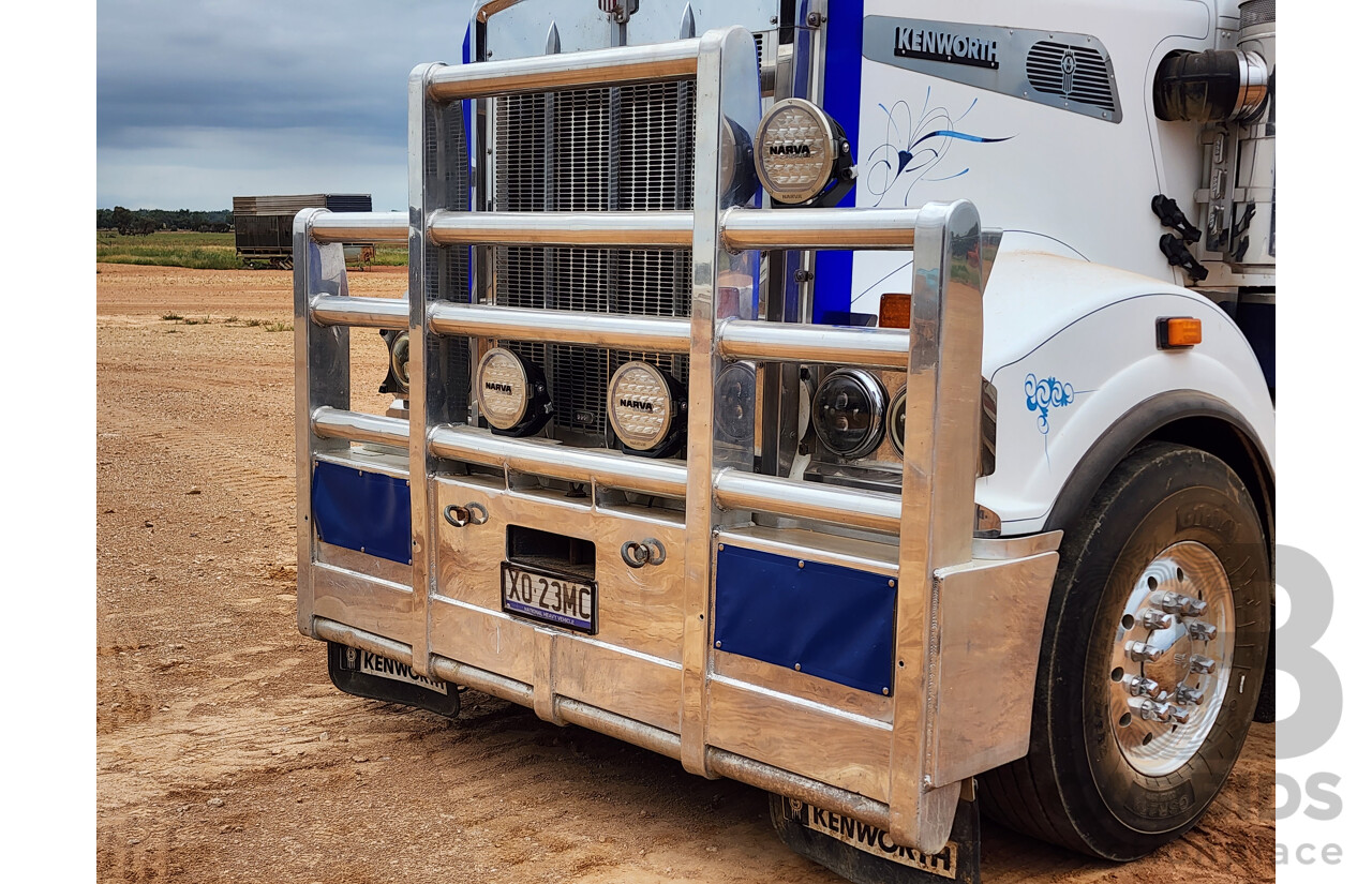 10/2014 Kenworth T909 6x4 Prime Mover Sleeper Cab 2d White Turbo Diesel 14.9L 500HP