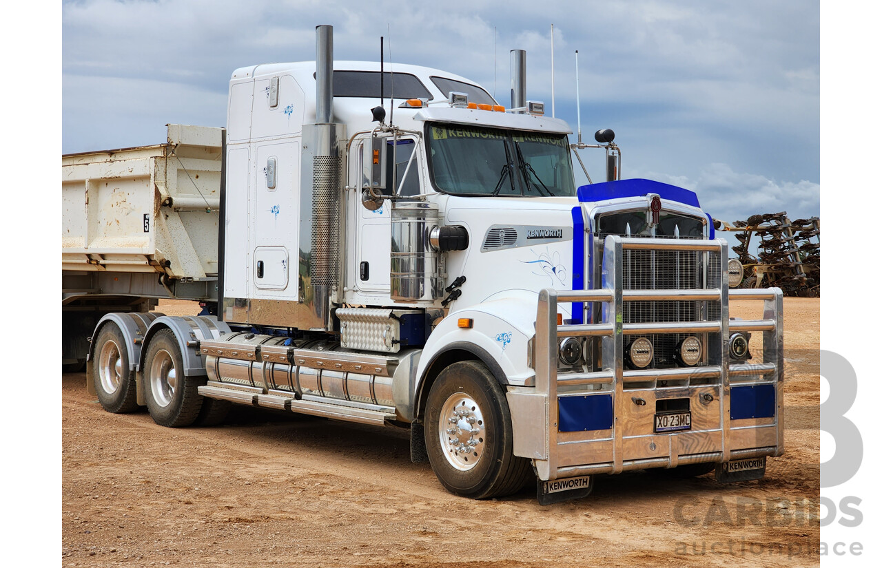 10/2014 Kenworth T909 6x4 Prime Mover Sleeper Cab 2d White Turbo Diesel 14.9L 500HP