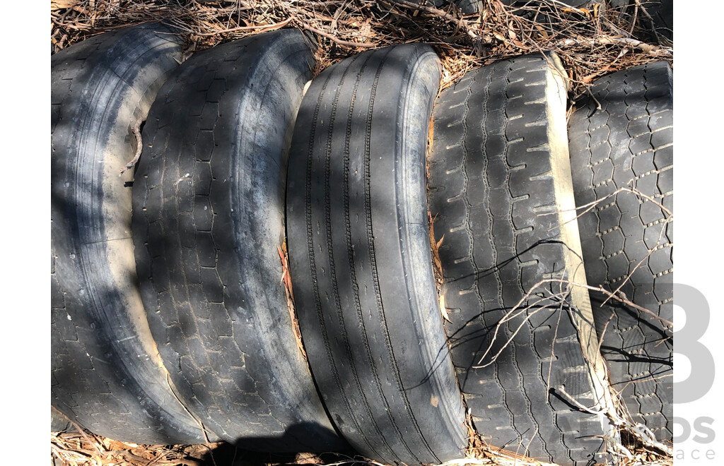 Lot of 13 Used Tyres