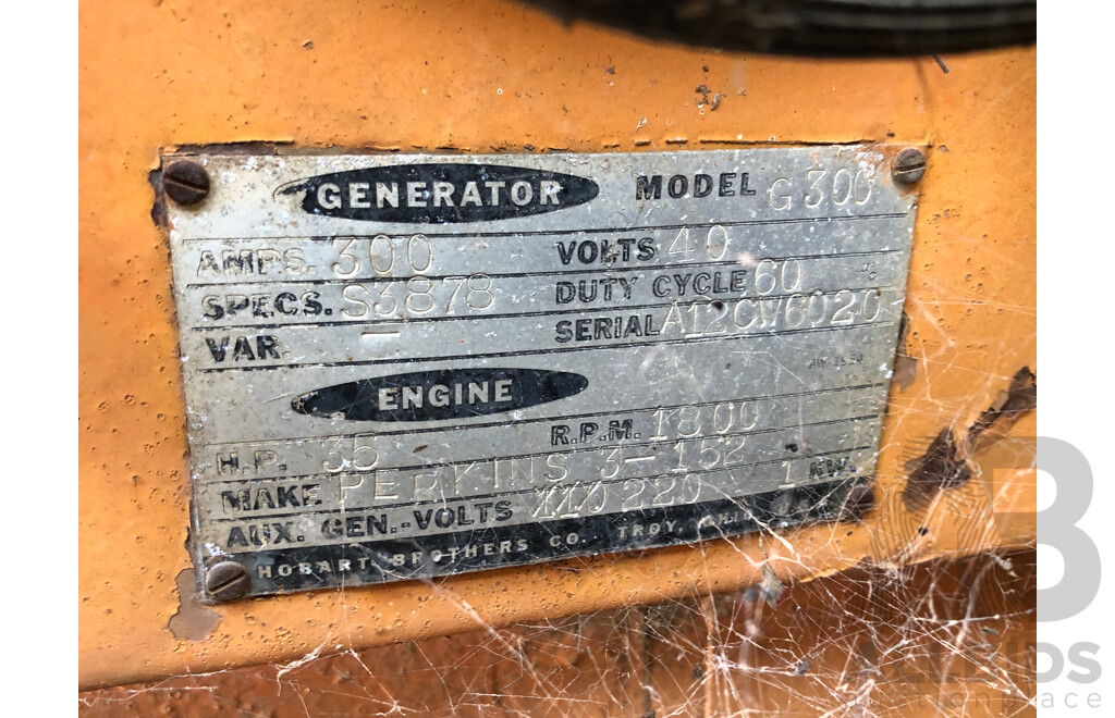 Vintage G300 Perkins 3-152 40V Generator