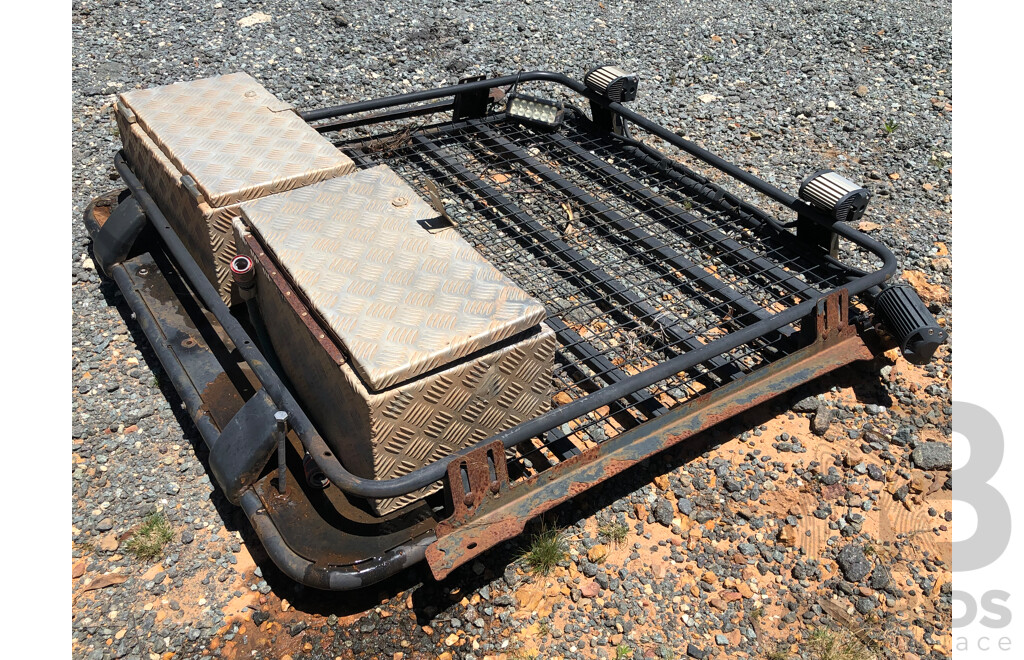 Roof rack with two toolboxes