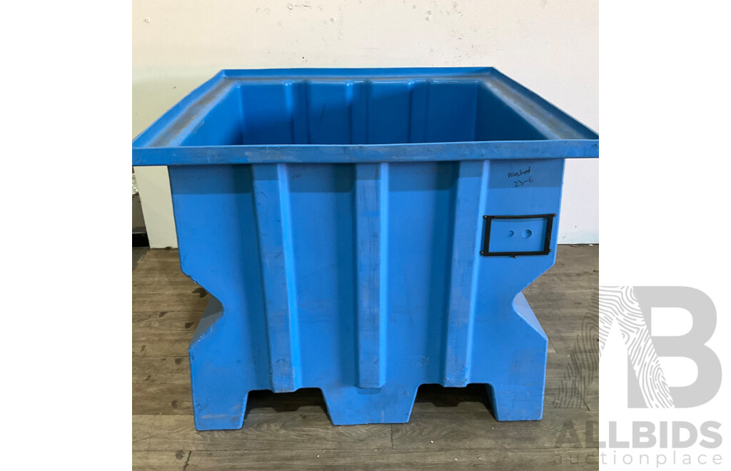 Blue Warehouse Storage Pallet Bin