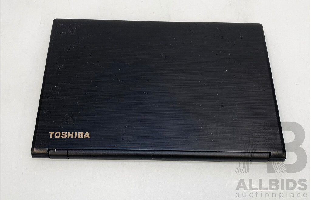 Toshiba (R50-C) Satellite Pro Intel Core I7 (5500U) 2.4GHz-3.0GHz 2-Core CPU 15.6-Inch Laptop