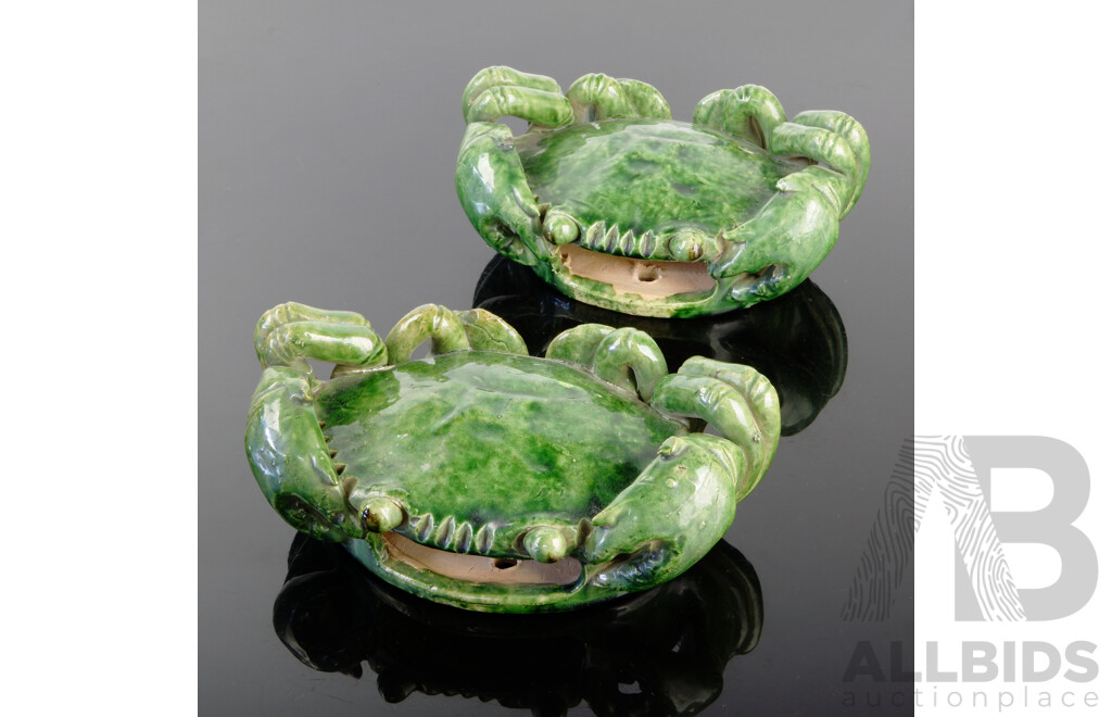 Pair Chinese Green Glazed Pottery Crab Form Wall Pockets