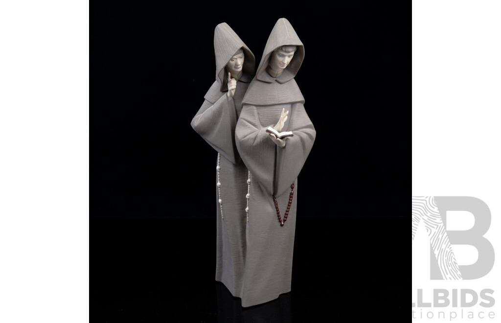 Retried Lladro Porcelain Monks at Prayer Figure with Gress Matt Finish, 5155