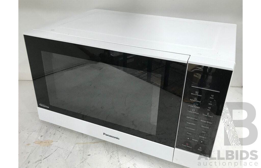 Panasonic NN-SF464W 1000W Inverter Microwave Oven