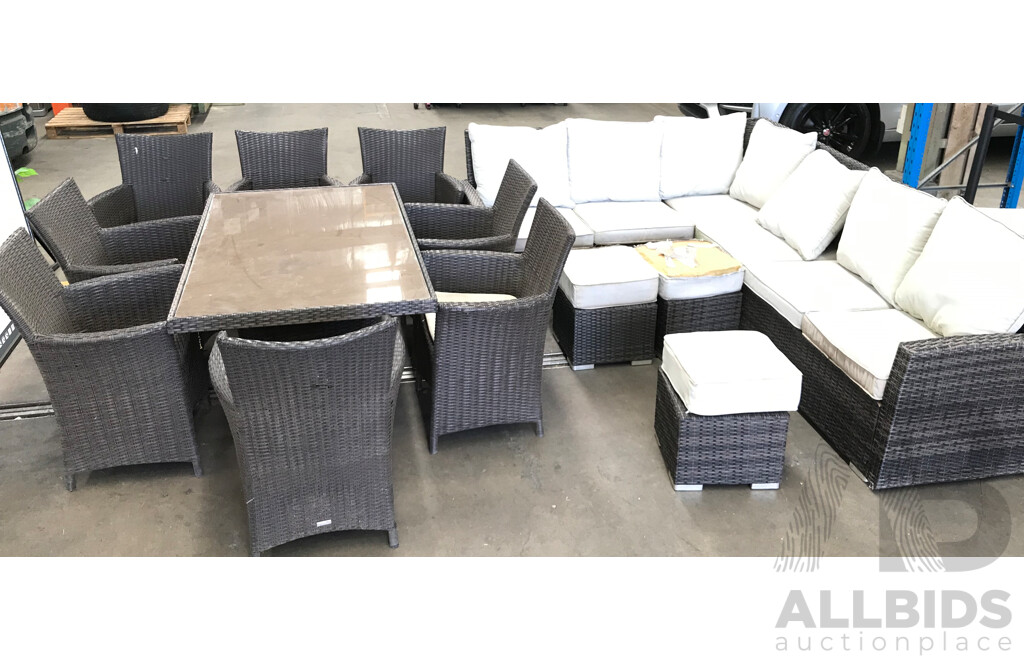 Del Terra 13 Piece Outdoor Lounge and Dining Setting