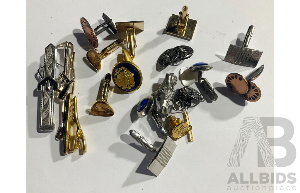 Collection of Vintage Cufflinks, Money Clips and Tie Pins