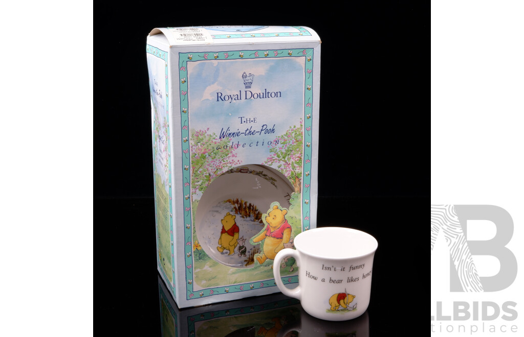 Royal Doulton The Winnie the Pooh Collection Bowl and Mug in Original Box