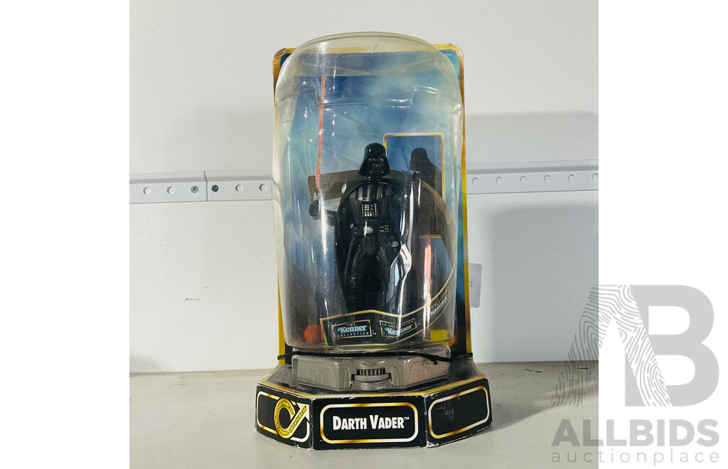 Star Wars Epic Force Rotating Darth Vader Figure