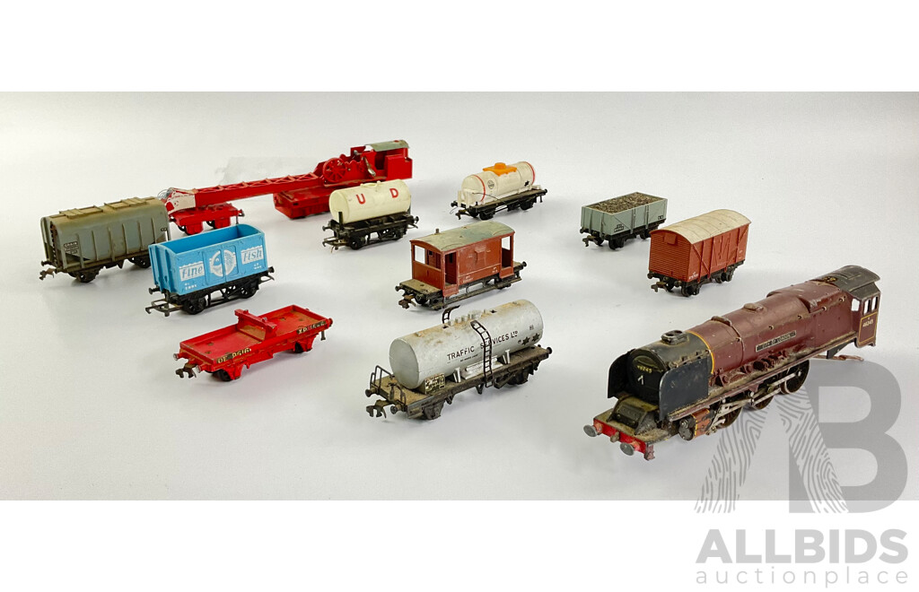 Vintage Hornby HO/OO Scale Freight Rolling Stock, Crane and Steam Locomotive, Made in England