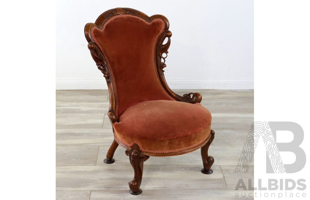 Victorian Walnut Salon Chair with Velvet Upholstery and Cabriole Legs
