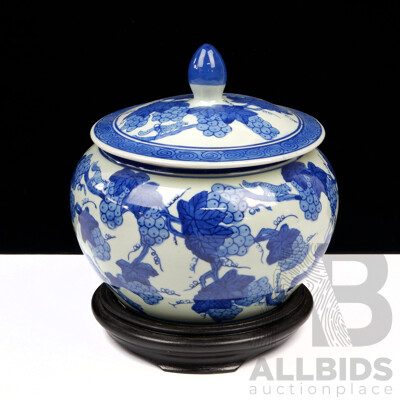 Chinese Blue & White Porcelain Lidded Jar with Grape and Vine Design on Wooden Stand