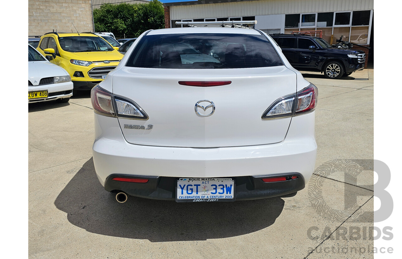 04/10 Mazda Mazda3 NEO FWD BL 4D Sedan White 2.0L