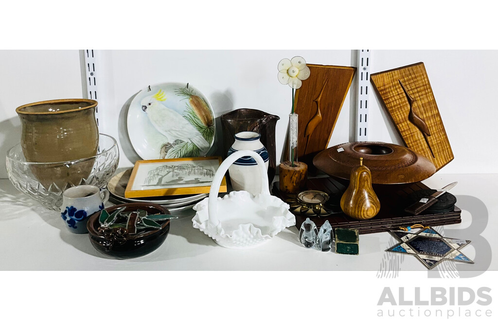 Large Collection of Varied Homewares Including Items From Bungendore Woodworks Gallery, Handpainted Cockatoo Plate, Small Vintage Petal Temperature Gauge and More
