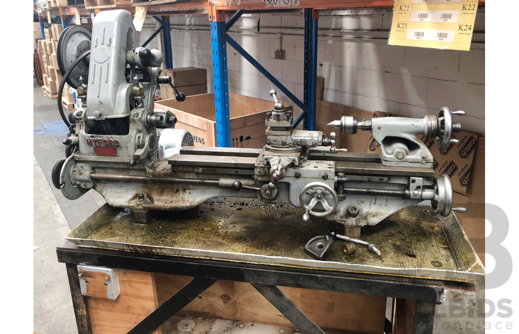 Myford M7 Metal Working Lathe with Chcuks and Other Accessories